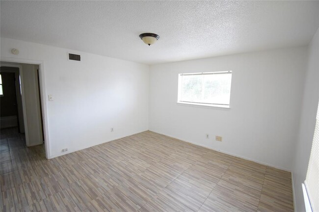 Building Photo - 4353 Brinkley St