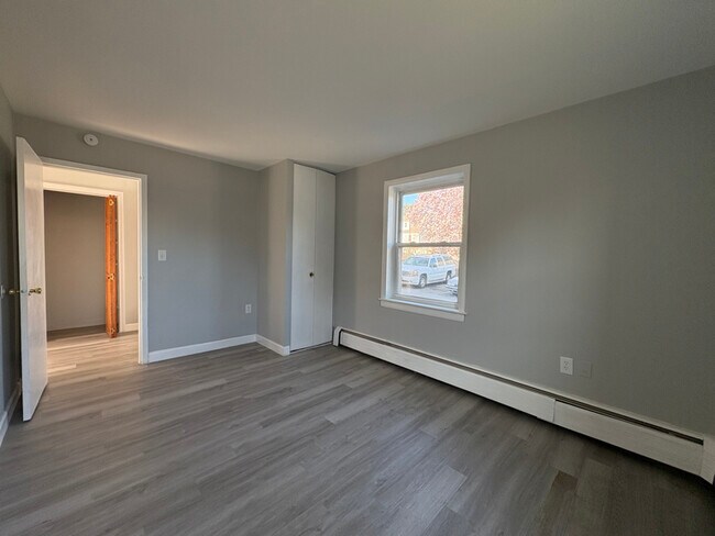 Building Photo - 740 Ellsworth St