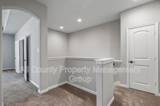 Building Photo - 15105 Stargazer Dr