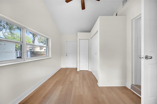 Building Photo - 299 NW 43rd St