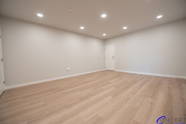 Building Photo - Brand-New Luxury Living with Mountain Char...