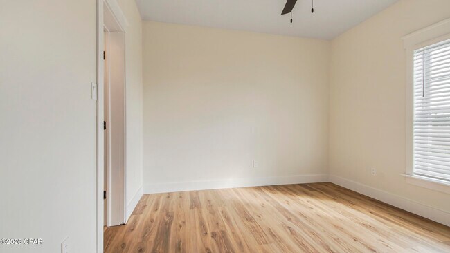 Building Photo - 319 N Gay Ave