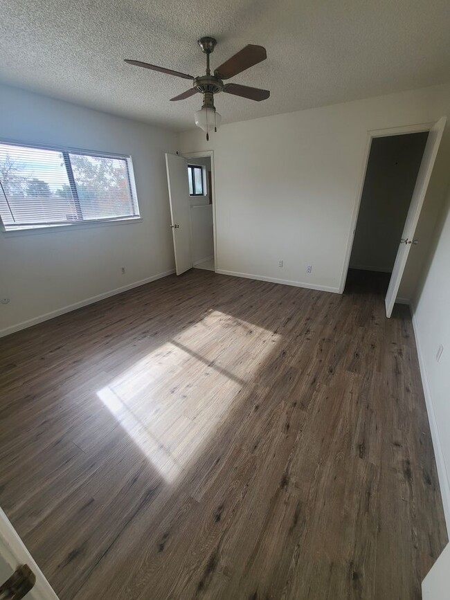 Building Photo - GREAT 3BR HOME IN NICE NE HEIGHTS AREA! Showing 1/6 5PM