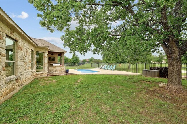 Building Photo - 120 Camp Verde Dr