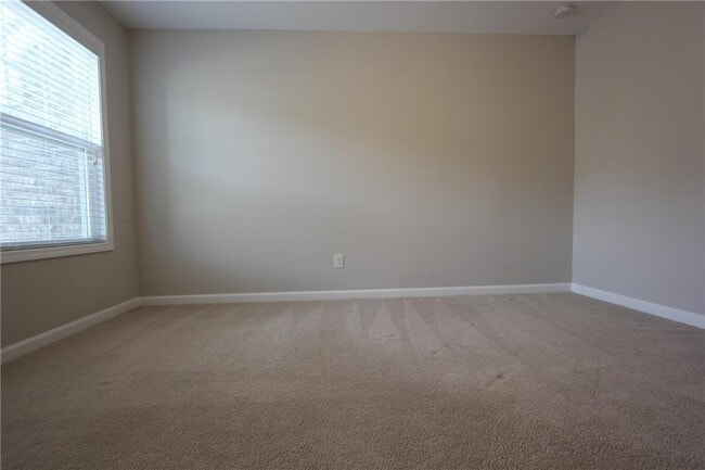 Building Photo - 1260 Elderwood Way