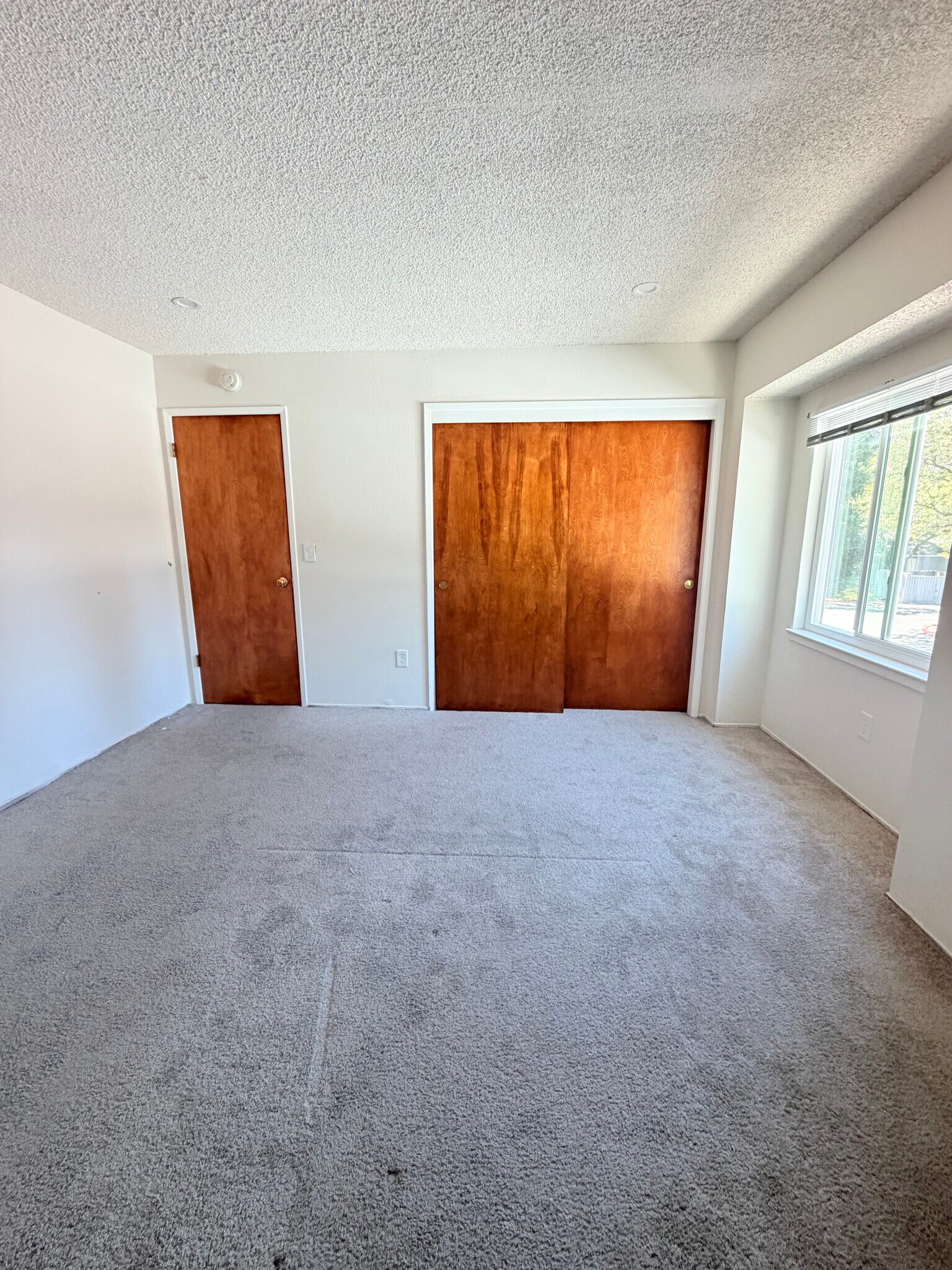 Building Photo - 85 El Toro Ct
