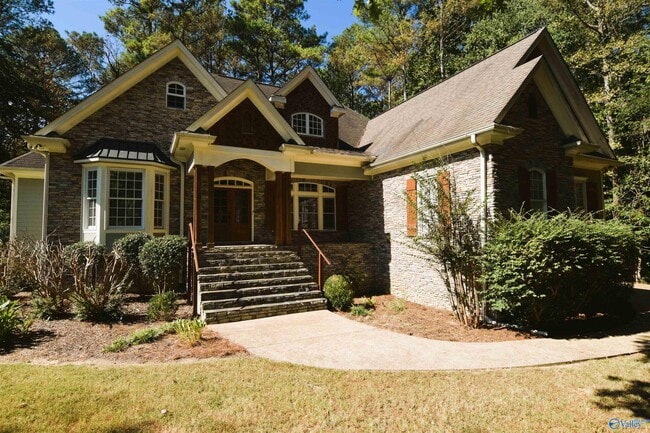 Building Photo - 79 Creekwood Dr
