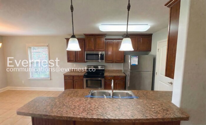 Building Photo - 24663 Rolling Vista Dr