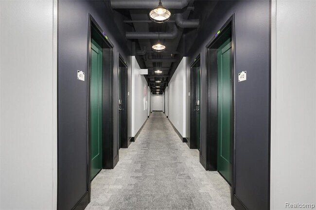 Building Photo - 411 Piquette Ave