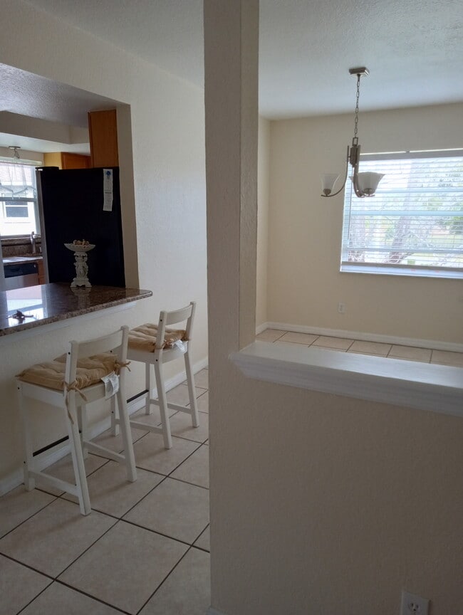 Building Photo - 4312 Hector Ct