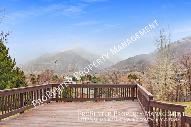 Building Photo - 8130 Deer Run Way