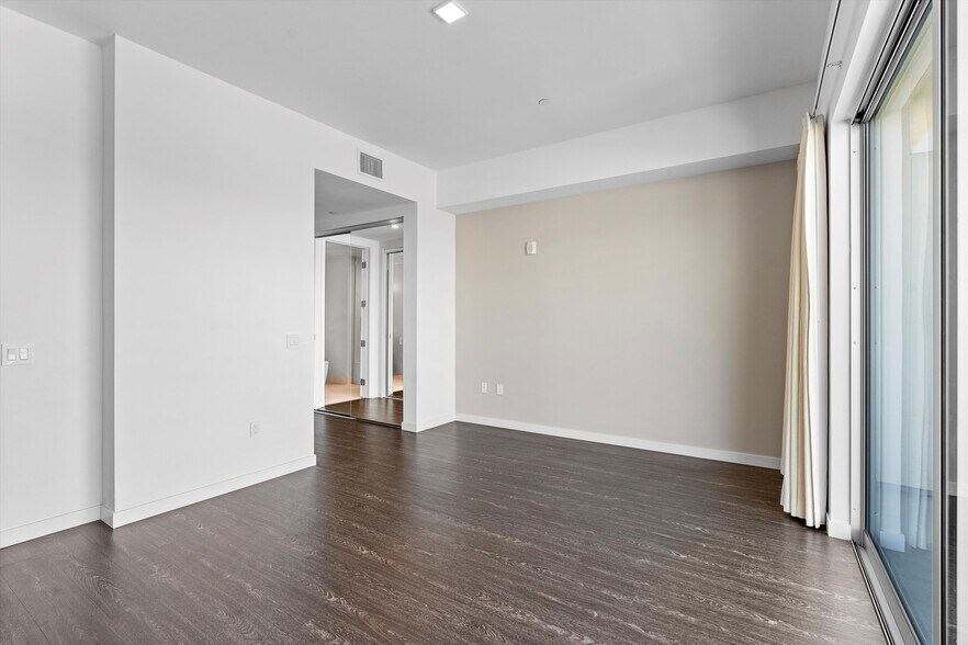 Building Photo - 4140 Glencoe Ave