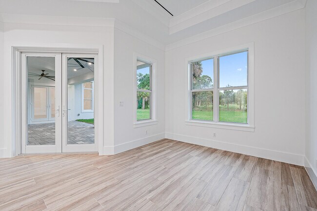 Building Photo - 18211 SE Old Trail Dr W