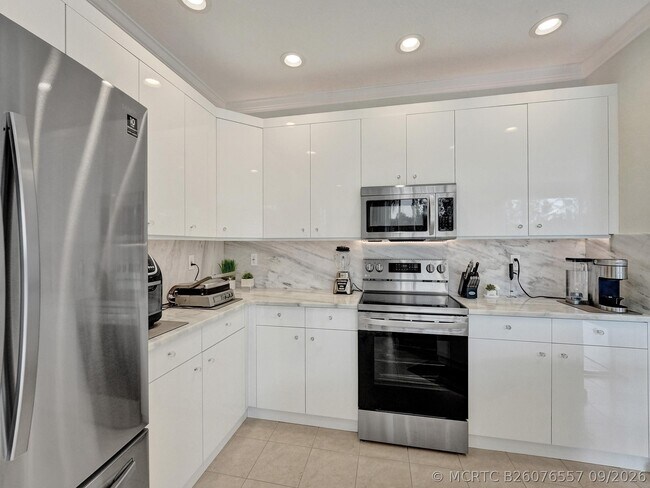 Building Photo - 2111 Reston Cir