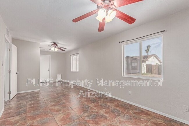 Building Photo - 13849 N 48th Ave