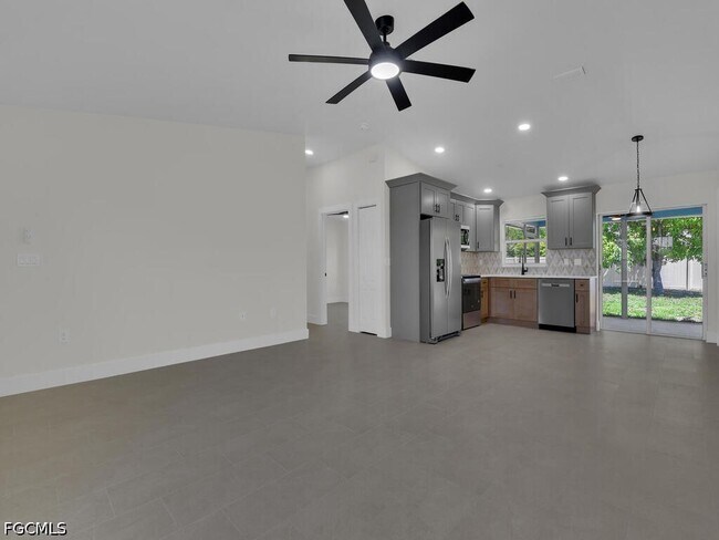 Building Photo - 2509 Academy Blvd