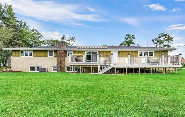 Building Photo - 11251 158th St