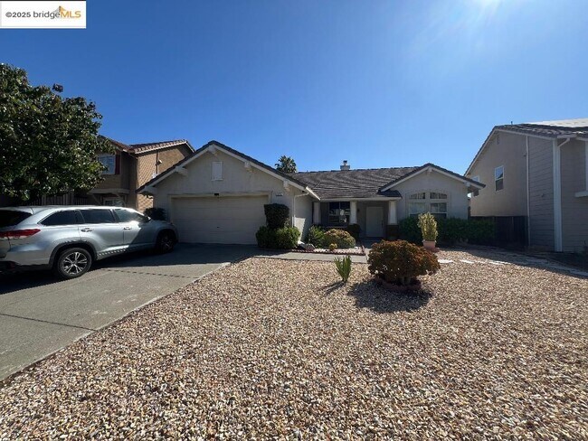 Primary Photo - 2352 Whitetail Dr