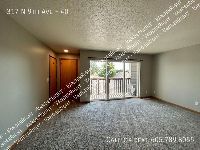 Building Photo - 317 9th Ave