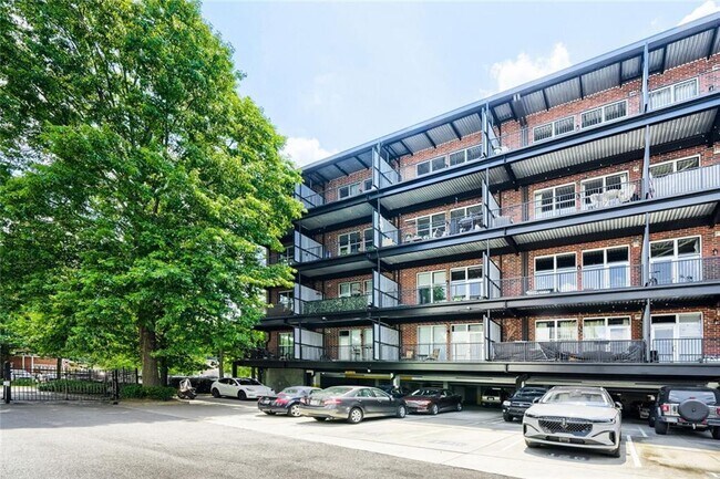 Building Photo - 5200 Peachtree Rd