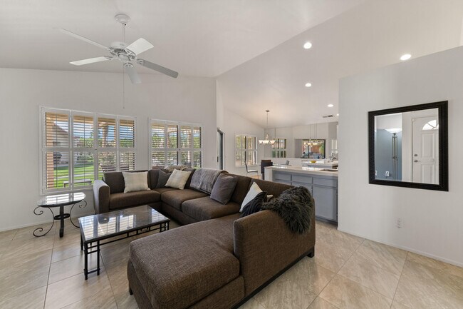 Building Photo - 42885 Scirocco Rd