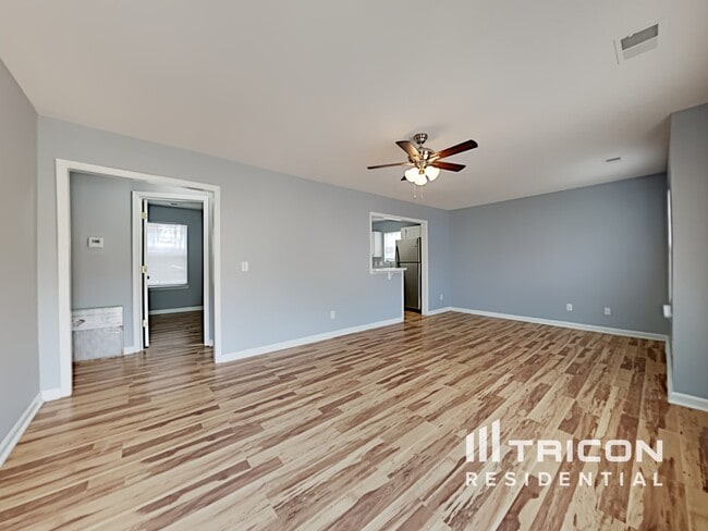 Building Photo - 262 Stonewood Dr