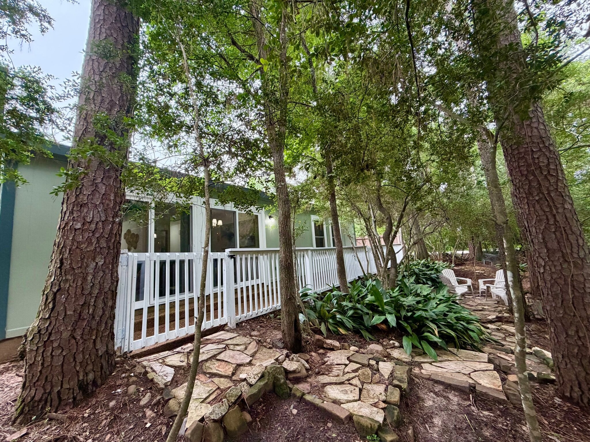 Building Photo - 1 Laurel Oak Pl