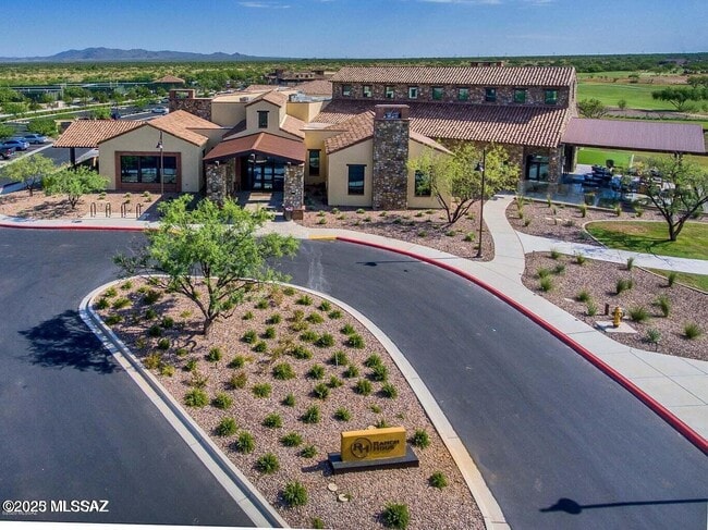 Building Photo - 30668 S Sand Hurst Ln