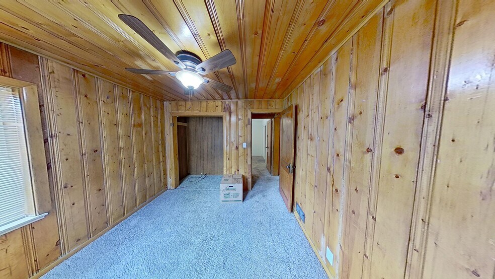 Building Photo - 1345 Chase St