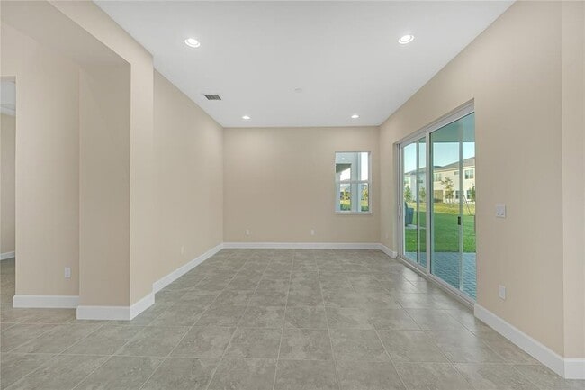 Building Photo - 14941 RedCove Pl