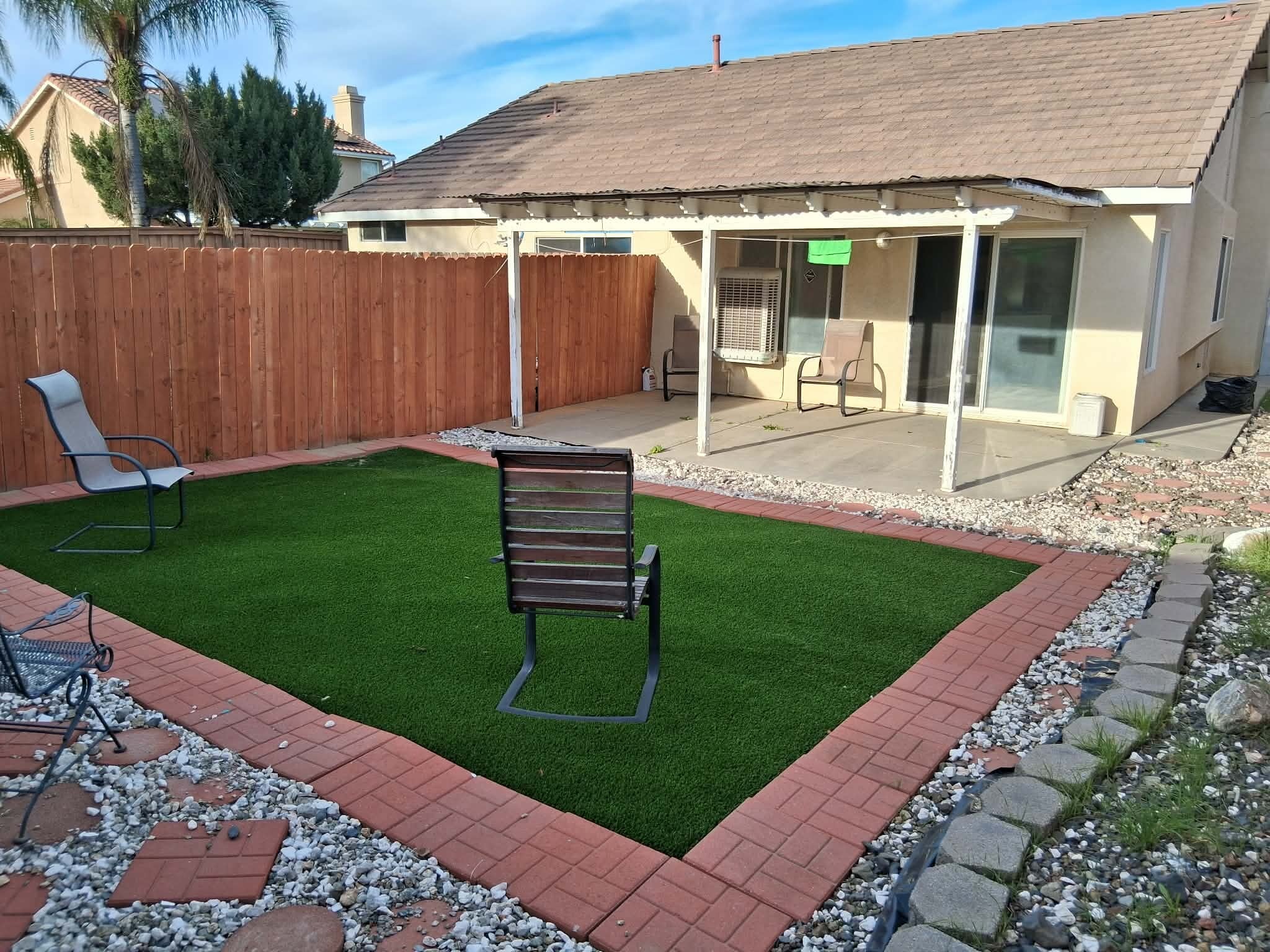 Building Photo - 18885 Oakview Way