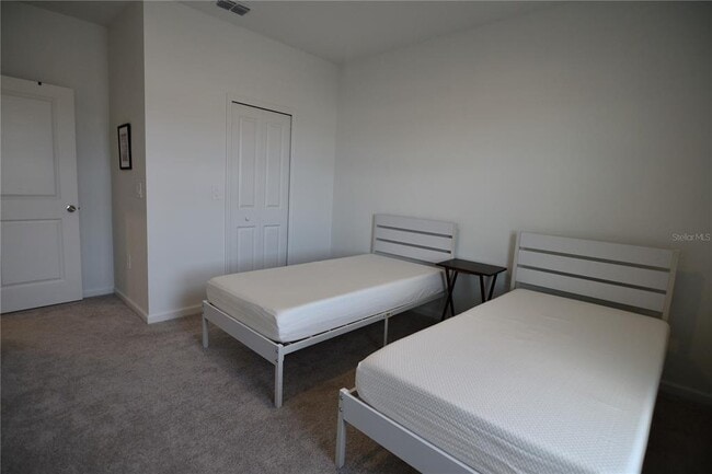 Building Photo - 2852 Haze Rd