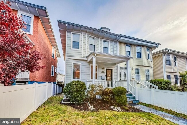 Building Photo - 5415 Illinois Ave NW