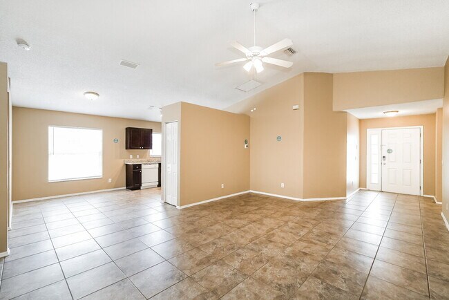 Building Photo - 6311 7th St Ct E