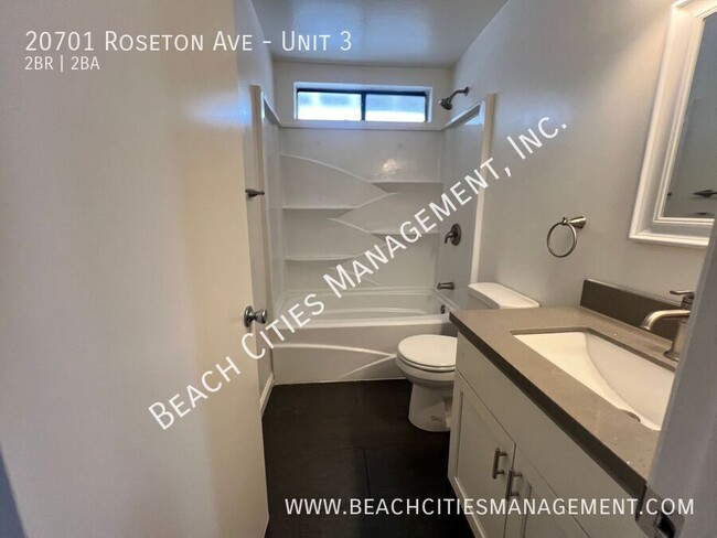Building Photo - 20701 Roseton Ave