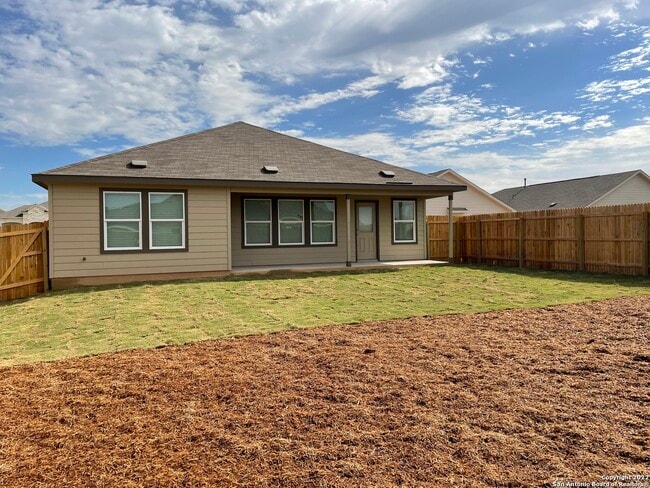 Building Photo - 435 Butterfly Bush Ct