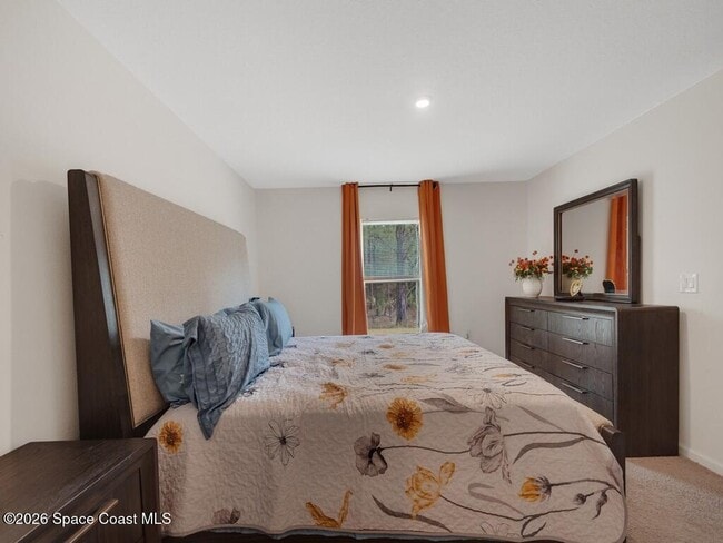 Building Photo - 301 Haines Rd SW