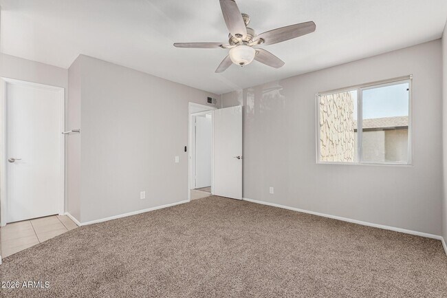 Building Photo - 8055 E Thomas Rd