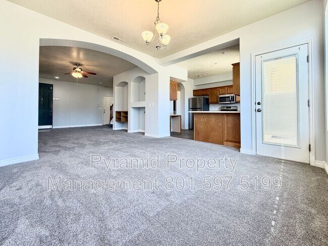 Building Photo - 1688 W 3180 N
