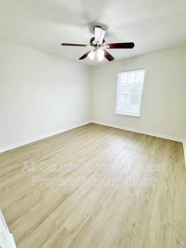 Building Photo - 293 Dahlquist Dr