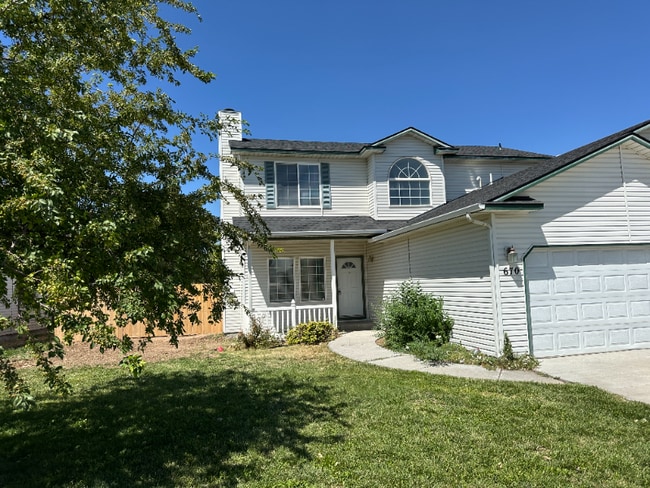 Building Photo - 670 Teton Dr