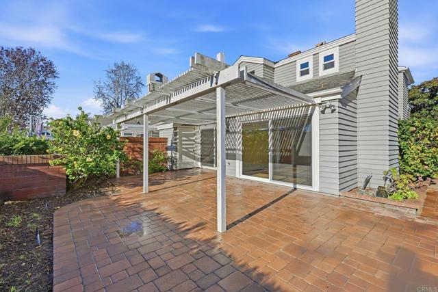 Building Photo - 819 Daphne Ct