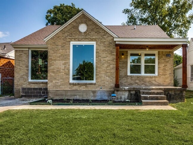 Building Photo - 2118 Berwick Ave