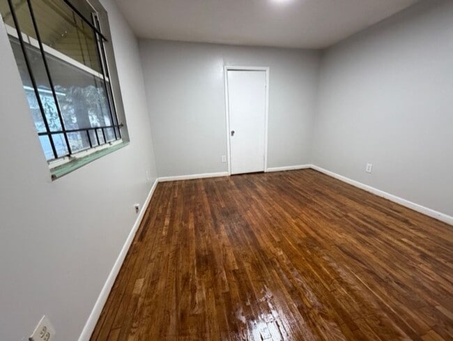 Building Photo - Comfortable 3-Bedroom Home for Rent