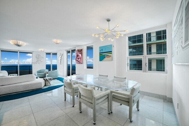 Building Photo - 5801 Collins Ave
