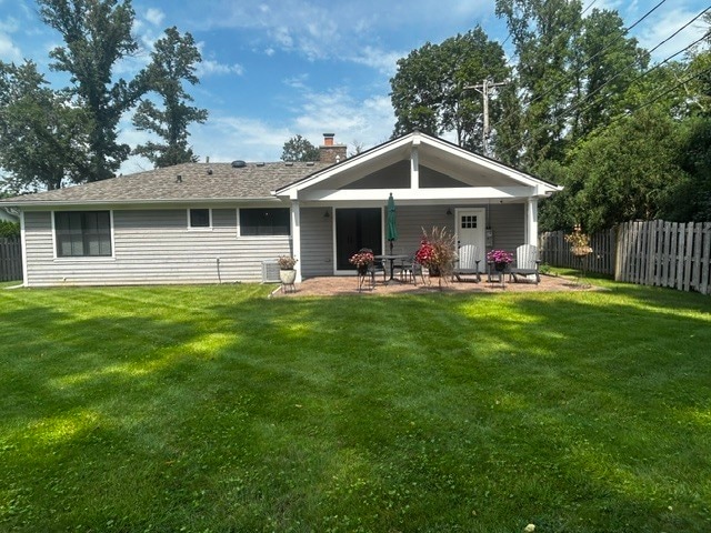 Building Photo - 525 W Deerpath Rd