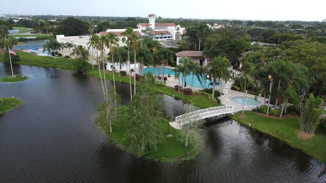 Building Photo - 11071 Baybreeze Way