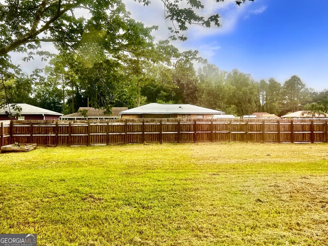 Building Photo - 130 Tapique Cir