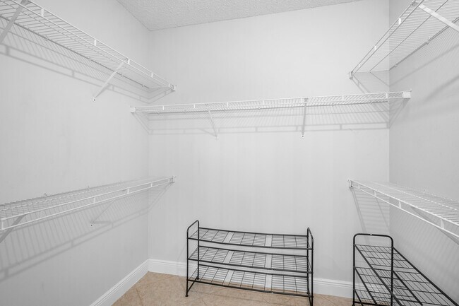 Building Photo - 2473 S Coral Trace Cir
