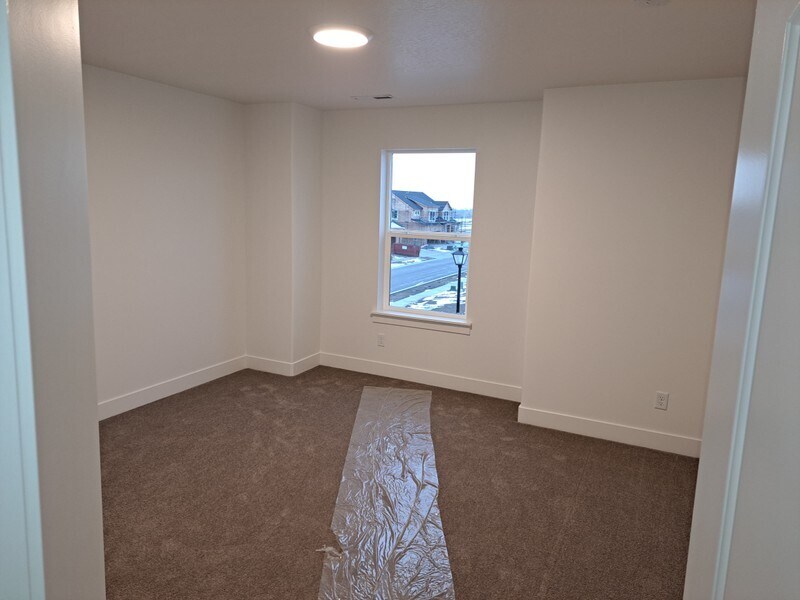 Building Photo - 4050 W 1470 N